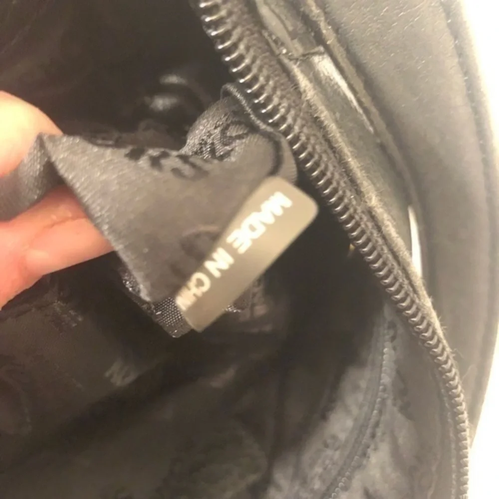 Michael kors black leather hobo bag gold tone logo